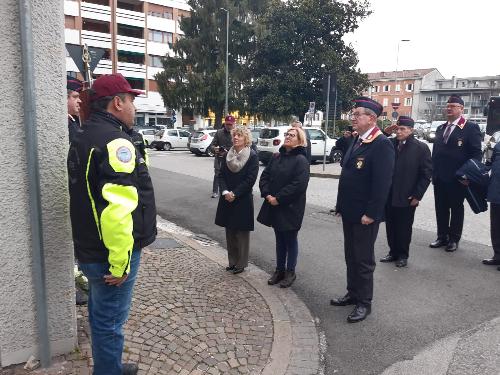 L'assessore regionale alle Finanze Barbara Zilli alle cerimonie per il cinquantesimo dell'Anps (Associazione nazionale Polizia di Stato) di Udine